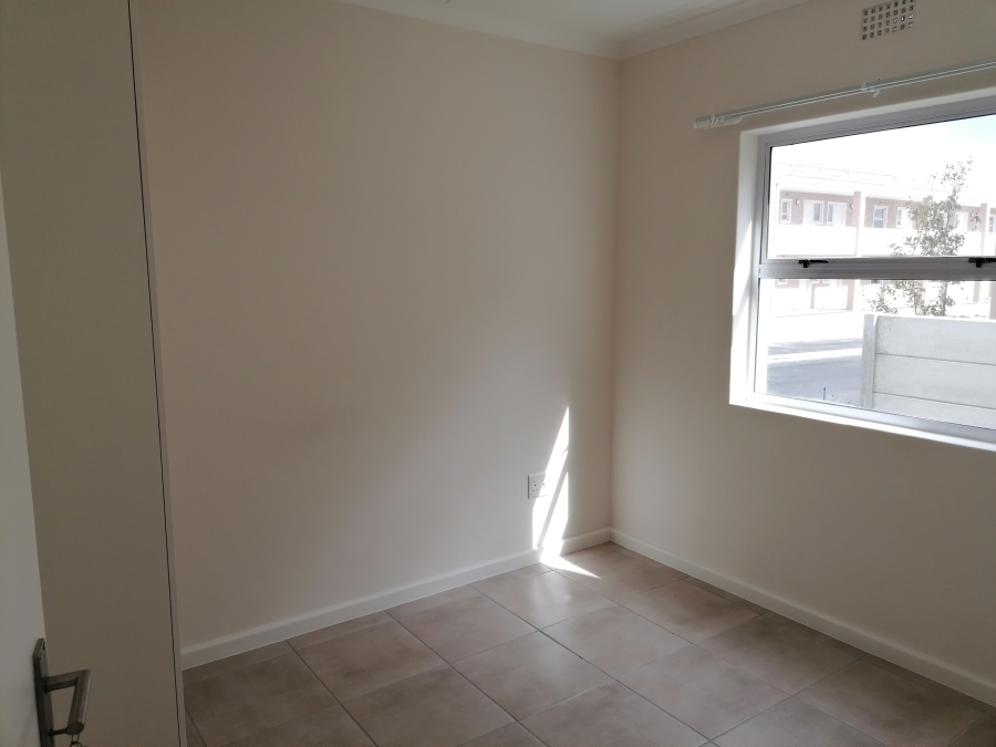 To Let 2 Bedroom Property for Rent in Stellendale Western Cape